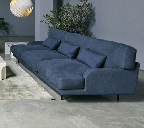 GUBI Flaneur Sofa 3 Seater B: 270 cm - Black Matt/Drive 1127