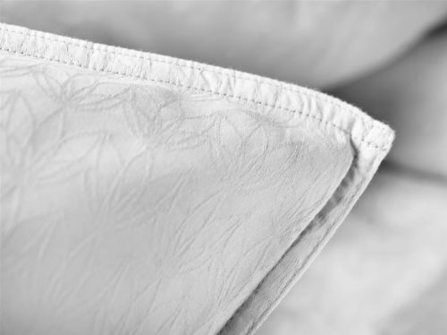 FDB Furniture R34 Tulip Bettset mit Knöpfen 140x200 cm – Weiß