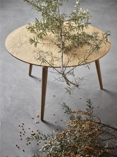 Bruunmunch PLAYround Couchtisch Ø: 52 cm H: 50 cm – Natureiche