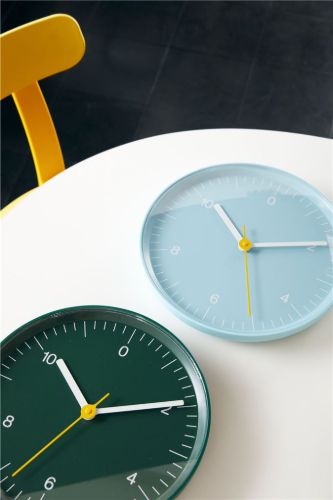 HAY Wanduhr 26x26 cm – Grün