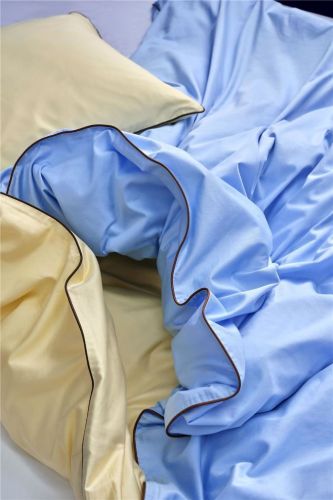 HAY Outline Bettbezug 140x200 cm – Sanftes Gelb