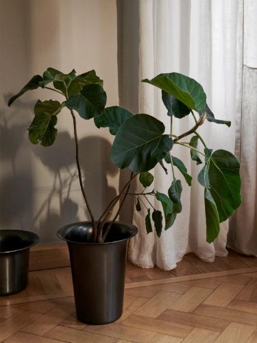 Ferm Living Spun Alu Korb Hoch H: 37,5 cm - Schwarz