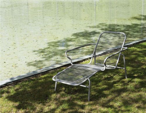 Normann Copenhagen Outdoor Vig Chaiselong Sonnenwagen L: 141 cm – Dunkelgrün