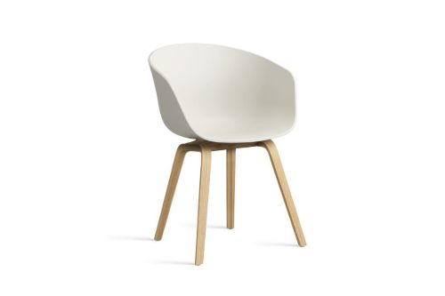 HAY AAC 22 About A Chair  - Lacquered Oak Veneer/Melange Cream
