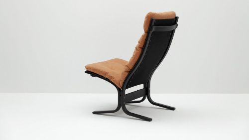LK Hjelle Siesta Classic Sessel hoch SH: 45 cm – Schwarz/Vintage Cognac