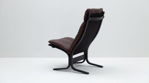 LK Hjelle Siesta Classic Sessel hoch SH: 45 cm – Schwarz/Hemsen Anilinbraun