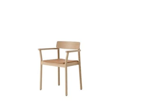 &Tradition Betty TK11 Armchair  - Lacquered Oak/Noble Analine Leather Cognac