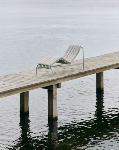 HAY Palissade Chaise Lounge Weiches gestepptes Kissen 50 x 192 cm – Himmelgrau