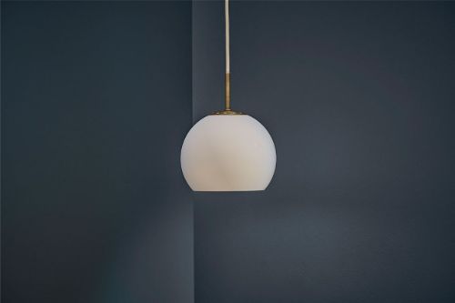 Frandsen Ball Pendant Ø18 cm – Opalweiß