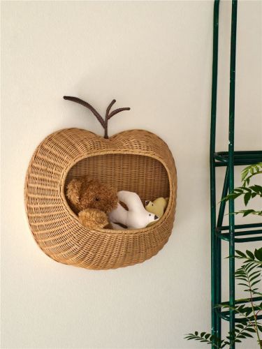 Ferm Living Apple Geflochtene Wandtasche H: 52 cm - Natur
