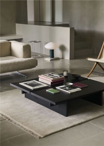 &Tradition Ita Couchtisch OS4 110x110 cm - Dunkel gebeizte Eiche