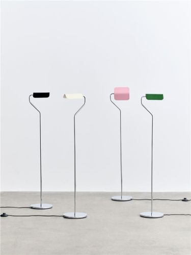 HAY Apex Stehleuchte H: 110 cm - Stahl/Smaragdgrün 