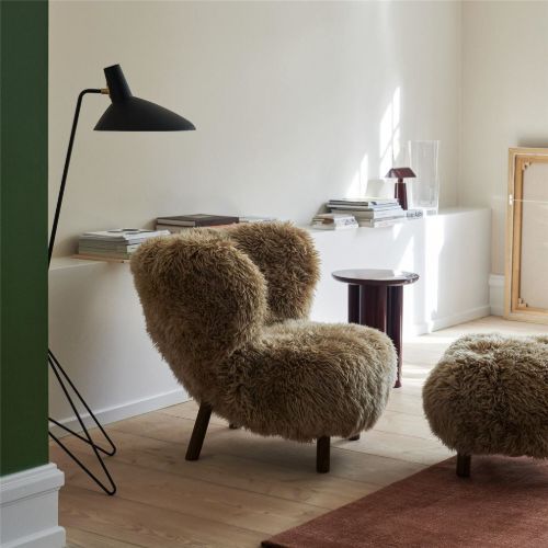 &Tradition Little Petra VB1 Loungesessel & Pouf - Geöltes Walnussholz/Schafsfell Honig 08