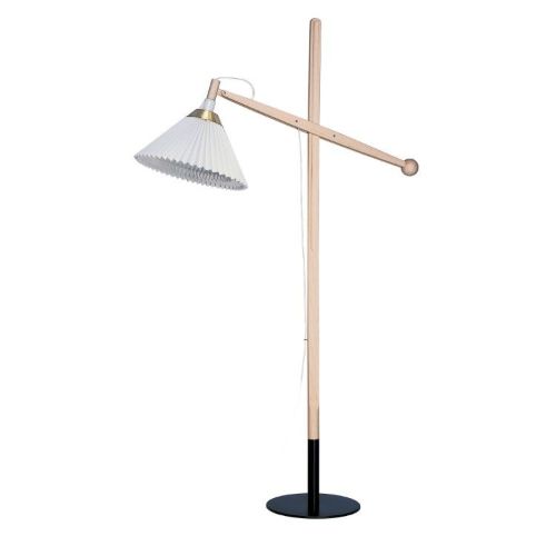 Le Klint Model 325 Læselampe H: 150 cm - Lys Eg