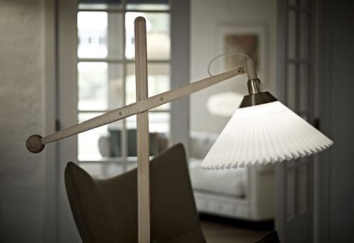 Le Klint Modell 325 Leselampe H: 150 cm - Helle Eiche