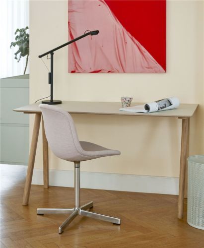 HAY CPH 90 Schreibtisch 130 x 65 x 74 cm – lackierte massive Eiche/lackiertes Eichenfurnier