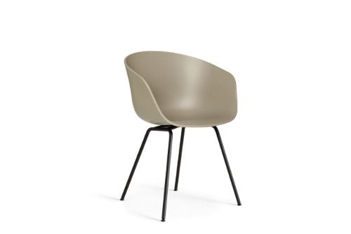 HAY AAC 26 About A Chair SH: 46 cm – Schwarz pulverbeschichteter Stahl/Khaki