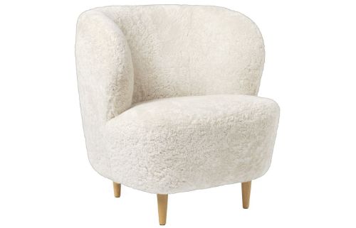 GUBI Stay Lounge Chair Vollgepolstert SH: 40 cm – Gebrochenes Weiß/Eiche