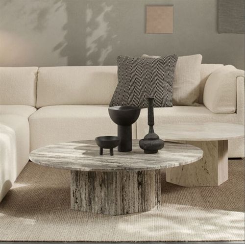 GUBI Epic Couchtisch Ø: 110 cm – Weißer Travertin