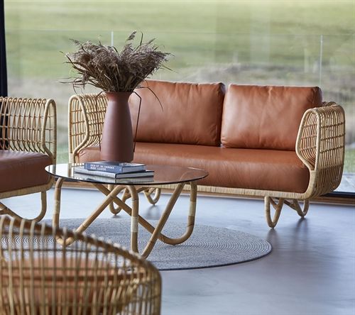Cane-line Indoor Nest 2-Personen-Sofa L: 156 cm – Natürliches Rattan/Cognac-Leder