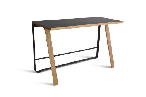 Bent Hansen Hemingway Skrivebord m. Opladerstation L: 120 cm - Matlakeret Eg/Black Linoleum 