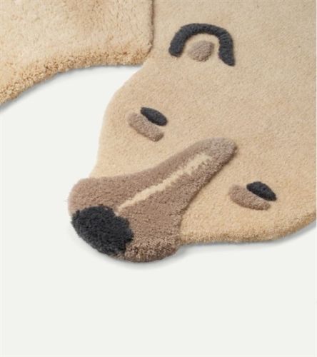 Ferm Living Animal Getufteter Teppich 118 x 160 cm – Eisbär