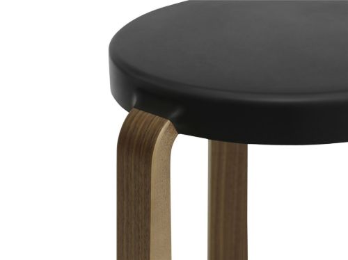 Normann Copenhagen Tap Hocker H: 43 cm – Walnuss/Schwarz