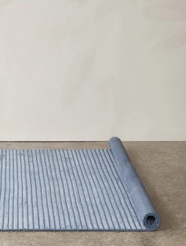 Audo Copenhagen Houkime Teppich 170x240 cm - Mitternachtsblau