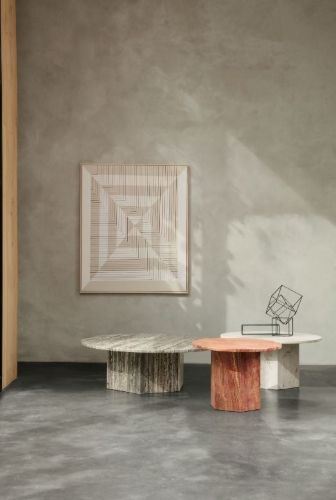 GUBI Epic Couchtisch Ø: 80 cm – Weißer Travertin