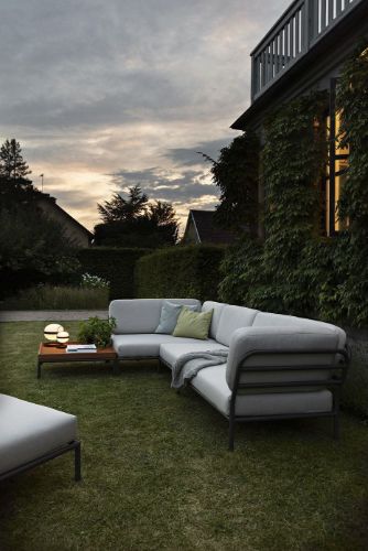 HOUE Level Couchtisch 81x81 cm - Bambus / Alu