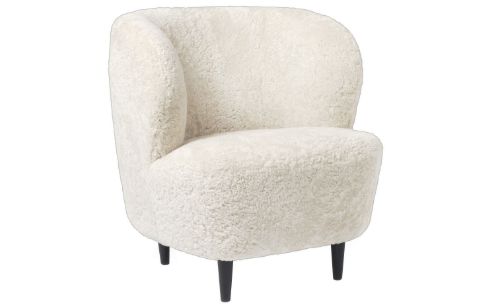 GUBI Stay Lounge Chair Fully Upholstered SH: 40 cm - Off White/Black Stained Oak