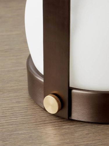 Audo Copenhagen Carrie LED Tischleuchte Ø: 13,5 cm - Leder