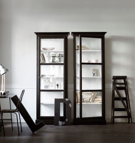 Lindebjerg Design Classic V1 Vitrine Linksangeschlagene Tür 70x210 cm - Schwarz