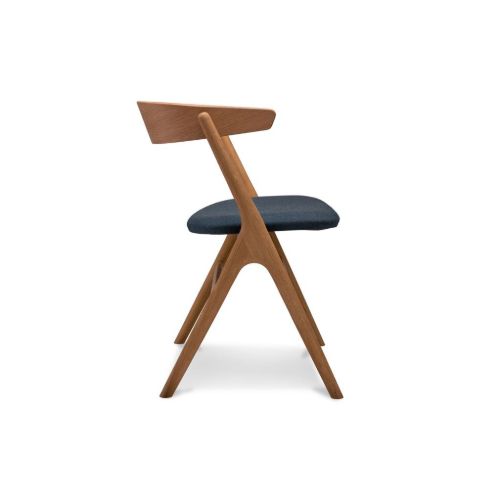 Sibast Furniture No 9 Esszimmerstuhl SH: 45 – Eiche naturgeölt / Remix 873 Blau
