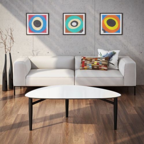 Thomsen Furniture Katrine Couchtisch Triangle Large 89x126x55 cm - Steinoptik Beige/Schwarz lackierte Eiche