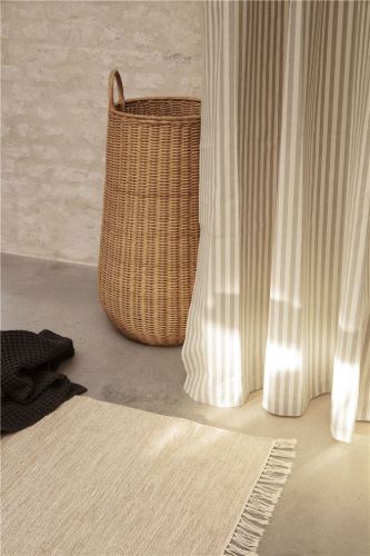 Ferm Living Chambray Duschvorhang 160 x 205 cm – Sand/Gebrochenes Weiß