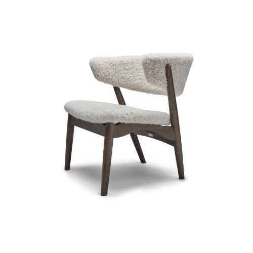 Sibast Furniture No 7 Lounge Chair Full Upholstered SH: 35 cm - Dark Oiled Oak / Short Sheepskin