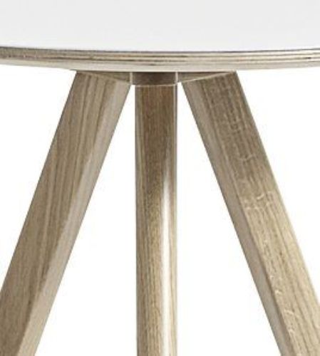 HAY CPH 20 Runder Tisch Ø: 50 cm – Lackierte massive Eiche/weißes Laminat