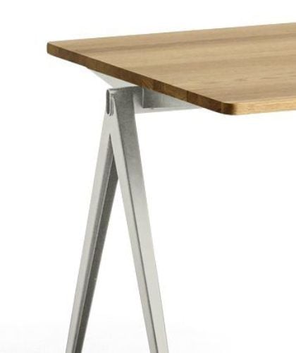 HAY Pyramide Tisch 01 140x75 cm - Beige pulverbeschichteter Stahl/klar lackierte Eiche