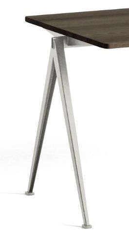 HAY Pyramide Tisch 01 140x75 cm - Beige pulverbeschichteter Stahl/Räuchereiche