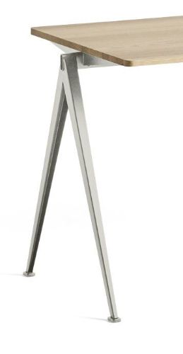 HAY Pyramide Tisch 01 140x65 cm - Beige pulverbeschichteter Stahl/matt lackierte Eiche