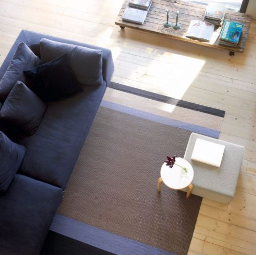Woodnotes Panorama Teppich mit genähten Kanten 140 x 200 cm – Schwarz/Antik