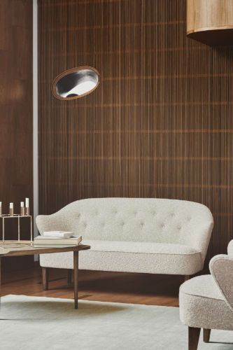 Audo Copenhagen Ingeborg 2,5 Pers. Signature Sofa L: 160 cm - Sacho Zero Boucle 001/Røget Eg