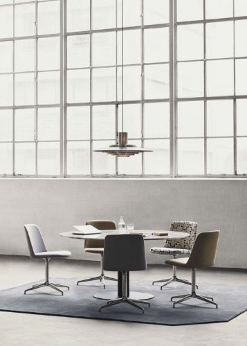 &Tradition In Between SK20 Esstisch Ø: 150 cm – Bianco Carrara Marmor/Mattschwarz