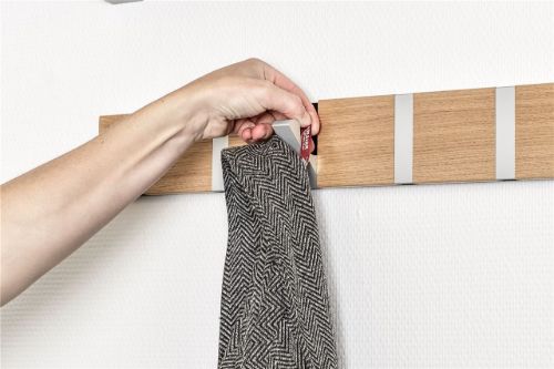 KNAX horizontaler 8 Garderobenständer L: 79,2 cm – Walnuss/Messing