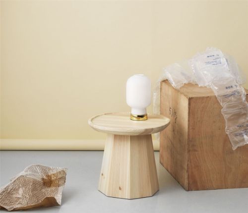 Normann Copenhagen Kieferntisch Klein H: 40,6 x Ø: 45 cm – Kiefer