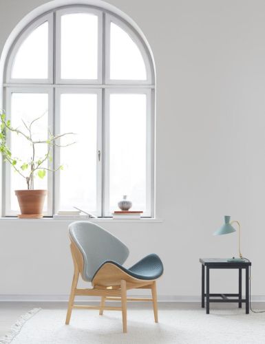 Warm Nordic The Orange Lounge Chair SH: 38 cm – Eiche/Mitternachtsblau