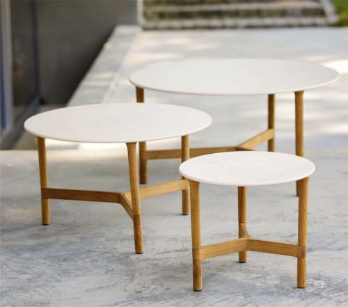 Cane-line Outdoor Twist Couchtisch Lille Ø: 45 cm – Travertin/Teak
