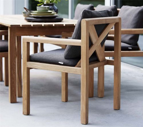 Cane-line Outdoor Grace Stühl inkl. Hyndesæt SH: 45 cm – Teak/Dunkelgrau