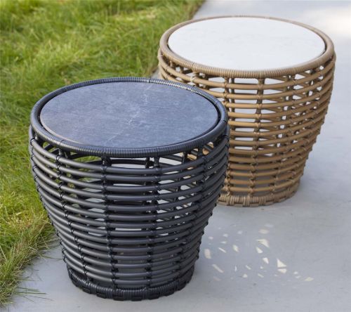 Cane-line Outdoor Basket Couchtisch Lille Ø: 50 cm – Fossile schwarze Keramik/Naturgeflecht
